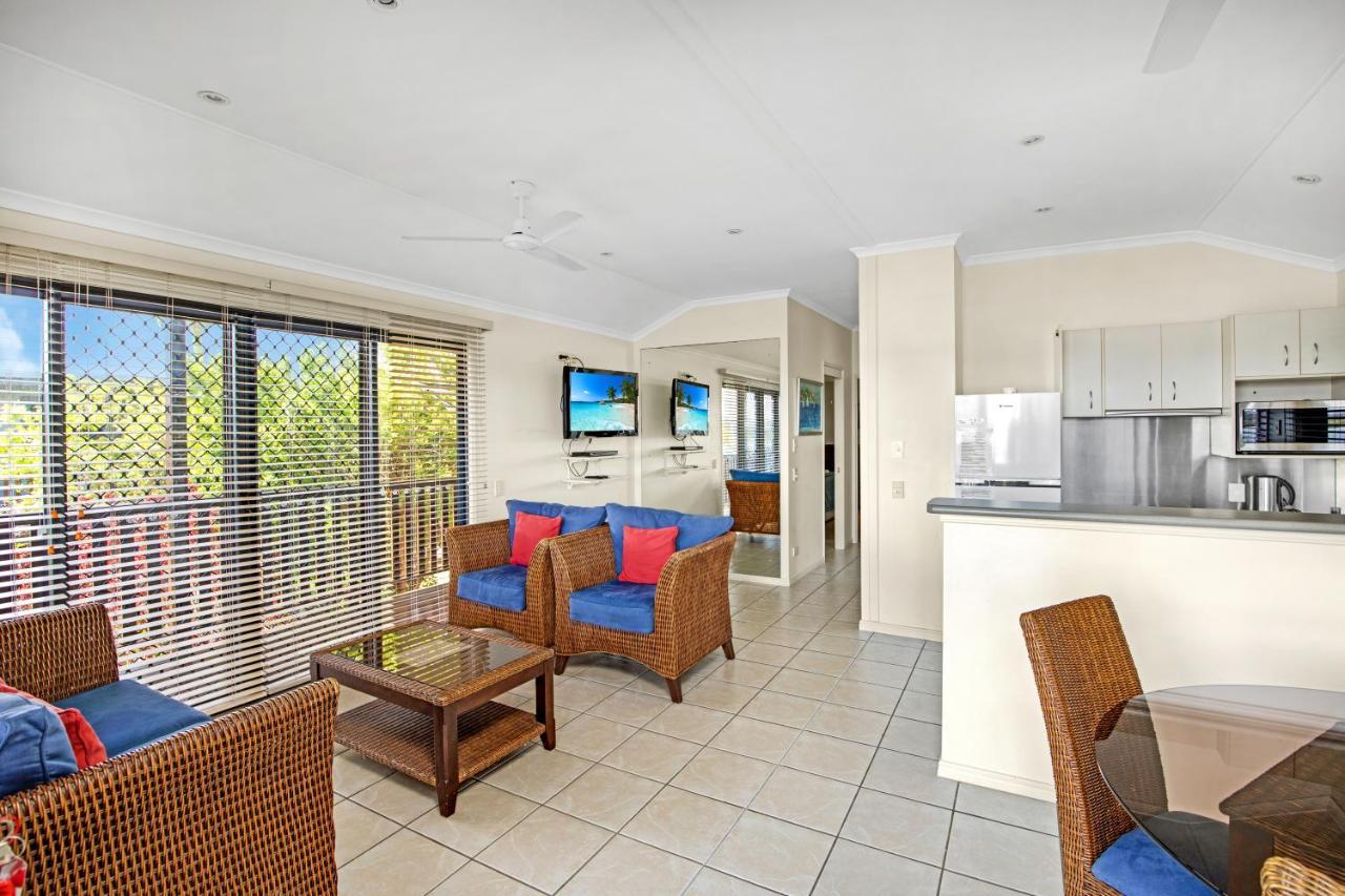 Tin Can Bay Marina Villas Eksteriør billede