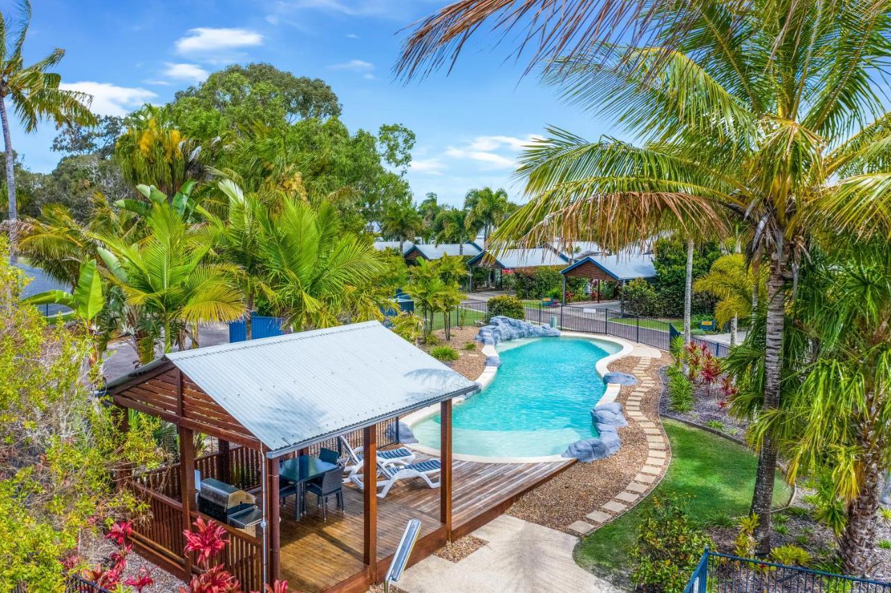 Tin Can Bay Marina Villas Eksteriør billede