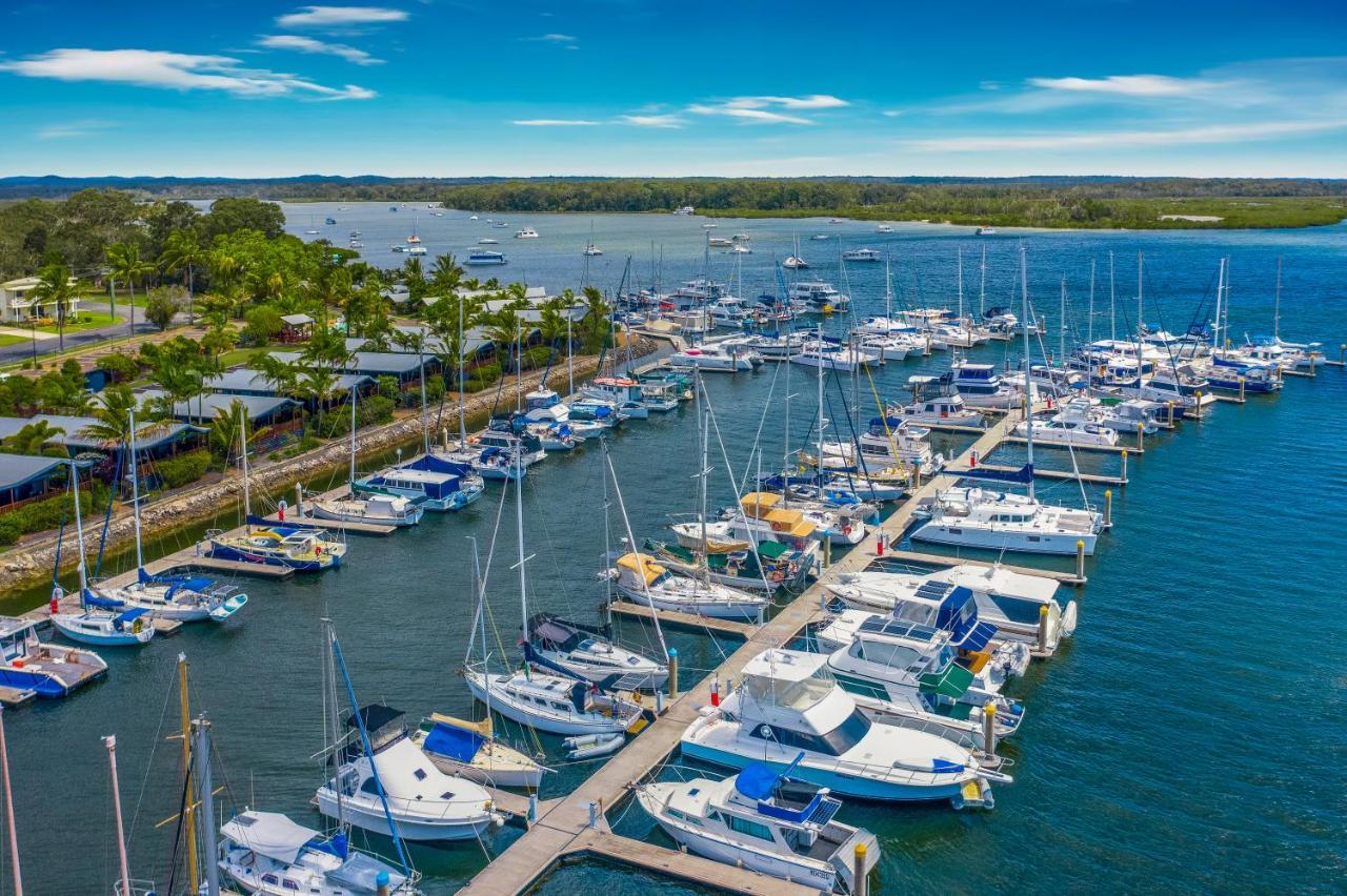 Tin Can Bay Marina Villas Eksteriør billede