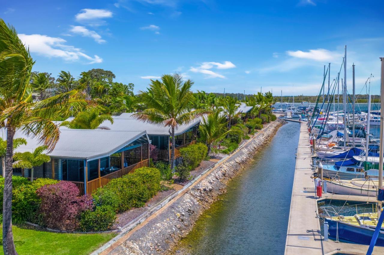 Tin Can Bay Marina Villas Eksteriør billede